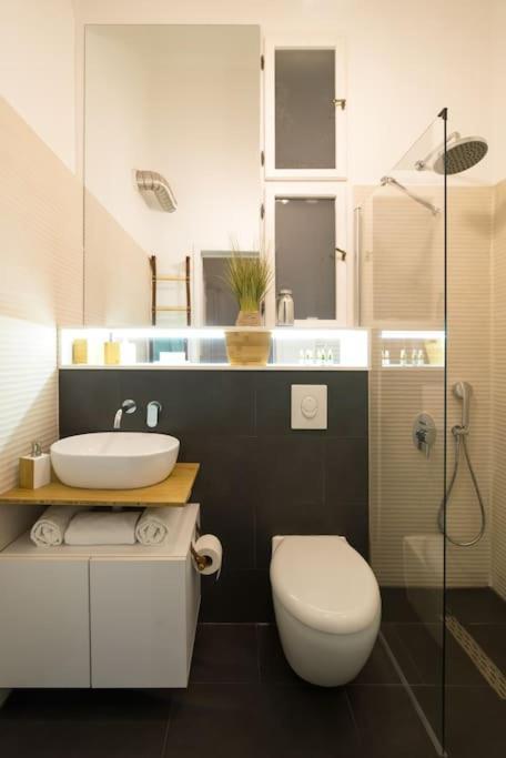 No.8: Lovely & Cosy 3-Room Heart Of The City Тімішоара Екстер'єр фото